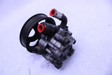 Load image into Gallery viewer, POWER STEERING PUMP Toyota RAV4 RAV 4 01 02 03 04 05 - 1374441
