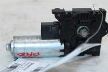 Load image into Gallery viewer, SUNROOF MOTOR BMW X2 2018 18 - 1375091
