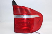 Load image into Gallery viewer, OUTER TAIL LIGHT LAMP BMW X5 X5M 07 08 09 10 Right - 1377487
