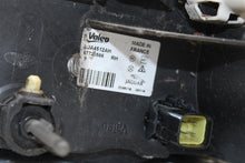 Load image into Gallery viewer, HEADLIGHT LAMP ASSEMBLY Jaguar XK8 XKR 1997-2006 Right - 1377979
