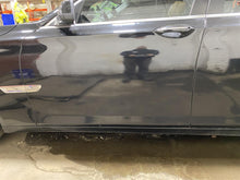Load image into Gallery viewer, FRONT DOOR 740i 740il 750 HYBRID 750i 750il 760li 09-15 Left - 1378251
