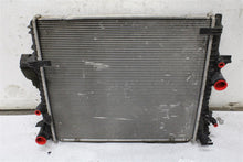 Load image into Gallery viewer, RADIATOR Jaguar Vanden Pl XF XFR XJ XJL XJR 10 11 12 13 14 15 - 1378543
