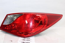 Load image into Gallery viewer, OUTER TAIL LIGHT LAMP Hyundai Sonata 11 12 13 14 Right - 1379381
