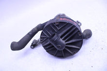 Load image into Gallery viewer, AIR INJECTION PUMP SMOG Mercedes CLK550 E350 SL550 S450 S550 06 07 08 09 10 11 - 1379689
