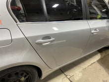 Load image into Gallery viewer, REAR DOOR BMW 528i 525i 550i 545i 2004 04 2005 05 2006 06 - 10 Right - 1382251

