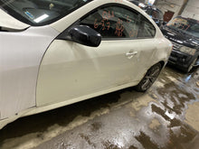 Load image into Gallery viewer, FRONT DOOR Infiniti G37 08 09 10 11 12 13 Right - 1382658
