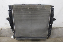 Load image into Gallery viewer, RADIATOR LR4 Range Rover Sport 10 11 12 13 14 15 16 - 1384123
