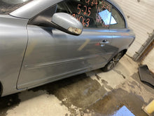 Load image into Gallery viewer, FRONT DOOR Volvo C70 2006 06 2007 07 2008 08 09 10 11 12 13 Left - 1385088
