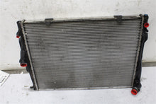 Load image into Gallery viewer, RADIATOR BMW 323i 128i 325i 328i 330i 2006 06 2007 07 2008 08 09 10 11 12 Auto - 1385253
