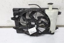 Load image into Gallery viewer, RADIATOR FAN ASSEMBLY Elantra Forte 19 20 21 22 23 24 - 1385544
