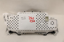 Load image into Gallery viewer, SPEEDOMETER CLUSTER Volvo S60 V60 XC60 XC70 15 16 17 18 - 1387144
