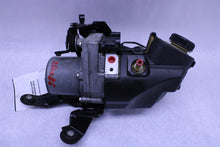 Load image into Gallery viewer, POWER STEERING PUMP Nissan Maxima 16 17 18 19 20 21 - 1387360
