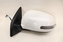 Load image into Gallery viewer, Side View Door Mirror Mitsubishi Outlander Sport 2017 - 1388247
