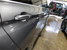 Load image into Gallery viewer, REAR DOOR X5 X5M 2014 14 2015 15 2016 16 2017 17 2018 18 Right - 1390050
