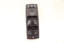 Load image into Gallery viewer, FRONT DOOR WINDOW SWITCH B250 G55 G550 G63 Gl350 Gl450 12-20 Left - 1390461
