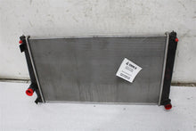 Load image into Gallery viewer, RADIATOR Toyota Rav4 06 07 08 09 10 11 12 13 14 15 - 1391102
