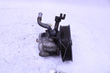 Load image into Gallery viewer, POWER STEERING PUMP Pathfinder Frontier Xterra 2005 05 06 07 08 09 - 13 - 1393579
