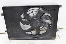 Load image into Gallery viewer, RADIATOR FAN ASSEMBLY Kia Sorento 16 17 18 19 20 - 1396551
