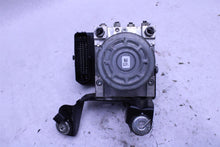 Load image into Gallery viewer, ABS ANTI-LOCK BRAKE PUMP Land Rover Evoque 2017 17 2018 18 - 1397181
