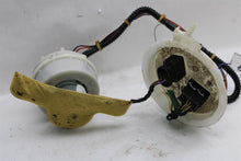 Load image into Gallery viewer, FUEL PUMP BMW 550i 550i Gt 650i 10 11 12 13 14 15 - 1397364
