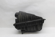 Load image into Gallery viewer, AIR CLEANER BOX Discovery Range Rover Range Rover Sport 15-19 Right - 1398259
