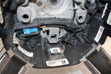 Load image into Gallery viewer, Steering Wheel Land Rover Range Rover 2015 - 1398331
