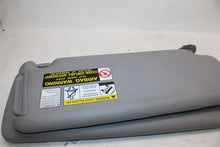 Load image into Gallery viewer, INTERIOR SUN VISORS Toyota Highlander 04 05 06 07 - 1398573
