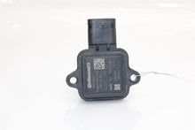 Load image into Gallery viewer, Mass Air Flow Sensor Meter MAF 135i 335i 528i 535i 535i Gt 640I 10-17 - 1400767
