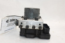 Load image into Gallery viewer, ABS ANTI-LOCK BRAKE PUMP Subaru Forester 2018 18 - 1405312
