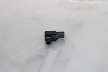 Load image into Gallery viewer, Mass Air Flow Sensor Meter MAF Gl350 Gl450 Gl550 GL63 AMG ML350 12-16 - 1406502
