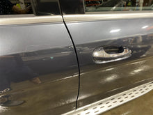 Load image into Gallery viewer, FRONT DOOR Gl350 Gl450 Gl550 GL63 AMG GLE300 DCP GLE300d 12-19 Right - 1406569
