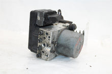Load image into Gallery viewer, ABS ANTI-LOCK BRAKE PUMP Toyota Rav4 2015 15 - 1406700
