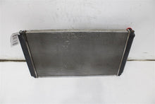 Load image into Gallery viewer, RADIATOR Toyota Rav4 06 07 08 09 10 11 12 13 14 15 - 1406711

