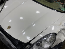 Load image into Gallery viewer, Hood Porsche Panamera 2011 - 1406924
