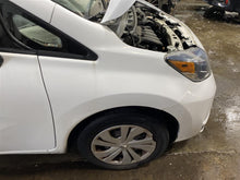 Load image into Gallery viewer, FRONT FENDER Nissan Versa 14 15 16 17 18 19 Right - 1407049
