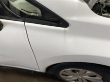 Load image into Gallery viewer, FRONT FENDER Nissan Versa 14 15 16 17 18 19 Right - 1407049
