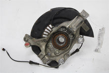 Load image into Gallery viewer, FRONT SPINDLE KNUCKLE Murano Murano Cross Cabriolet 15-20 Left - 1407173
