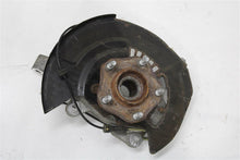 Load image into Gallery viewer, FRONT SPINDLE KNUCKLE Murano Murano Cross Cabriolet 15-20 Left - 1407173
