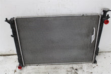 Load image into Gallery viewer, RADIATOR Hyundai Santa Fe Kia Sorento 13 14 15 16 17 18 - 1407474

