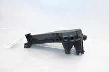 Load image into Gallery viewer, Fuse Box Lexus LS460 2012 - 1409273
