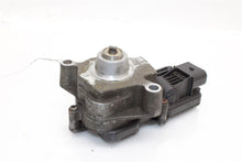 Load image into Gallery viewer, TRANSFER CASE ACTUATOR MOTOR 228I 320i 328D 328i 328I GT 335i 335i 10-17 - 1409801
