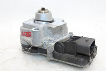 Load image into Gallery viewer, TRANSFER CASE ACTUATOR MOTOR 228I 320i 328D 328i 328I GT 335i 335i 10-17 - 1409802

