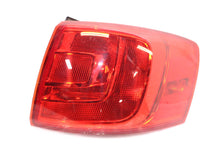 Load image into Gallery viewer, OUTER TAIL LIGHT LAMP Jetta 2011 11 2012 12 2013 13 2014 14 Right - 1410981
