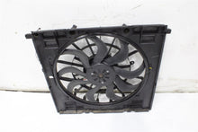 Load image into Gallery viewer, RADIATOR FAN ASSEMBLY BMW X3 2020 20 - 1419765
