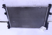 Load image into Gallery viewer, RADIATOR B250 CLA250 CLA45 GLA250 GLA45 GLAh 2013-2020 - 1424076
