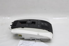 Load image into Gallery viewer, Console E250 Van E300 E350 E400 E550 E63 16-18 - 1425779
