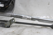 Load image into Gallery viewer, WINDSHIELD WIPER MOTOR Audi Q7 2017 17 2018 18 2019 19 - 1426199
