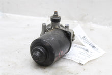 Load image into Gallery viewer, WINDSHIELD WIPER MOTOR Hyundai Tucson 16 17 18 19 20 21 - 1426531
