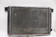 Load image into Gallery viewer, RADIATOR 500SL SL500 1990 90 1991 91 1992 92 93 - 02 - 1427931
