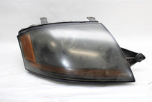 Load image into Gallery viewer, HEADLIGHT LAMP ASSEMBLY Audi TT 00 01 02 03 04 Right - 1428532
